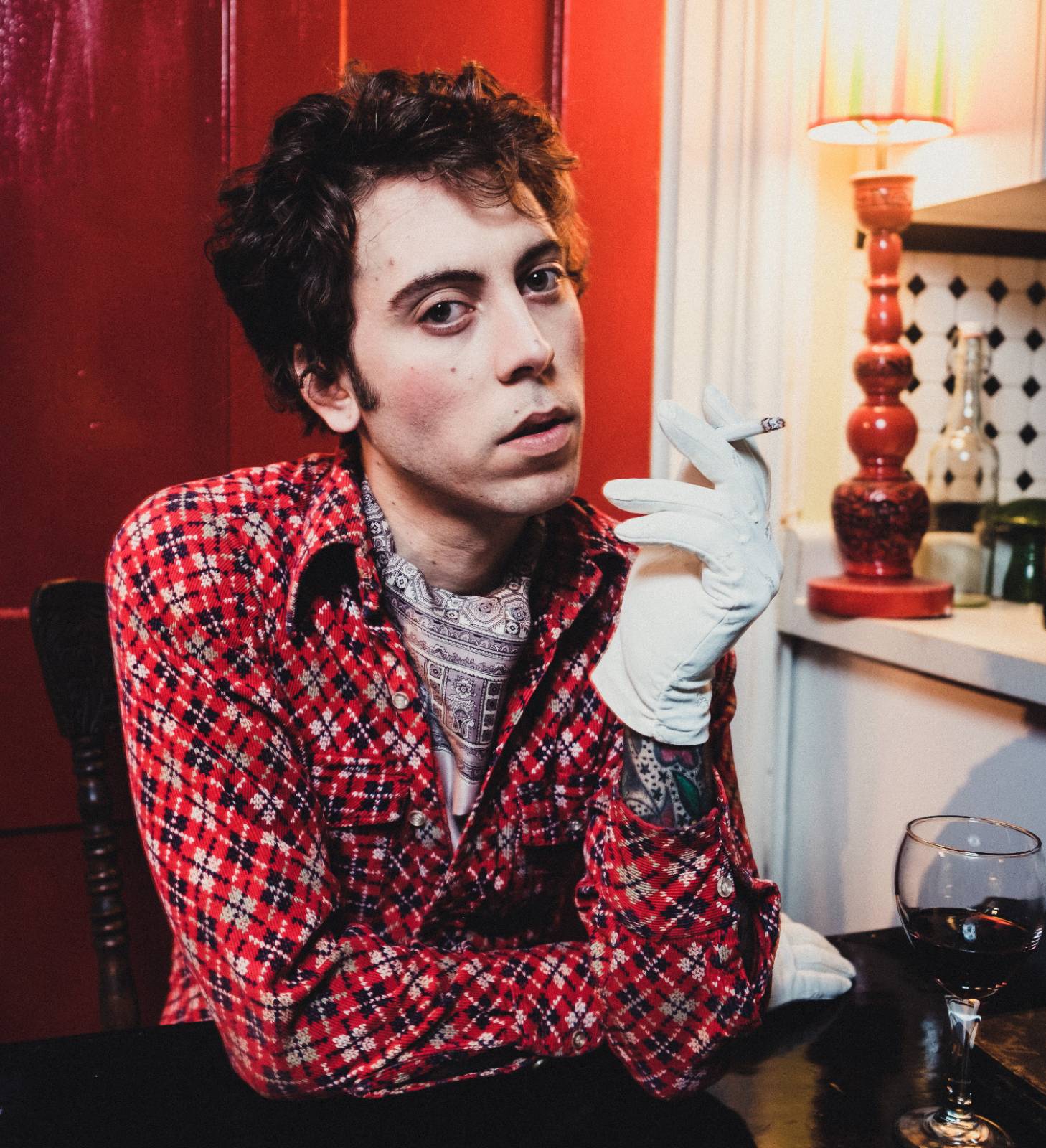 London, Paris, Bern, Bordeaux & Sundsvall added to Daniel Romano's European tour